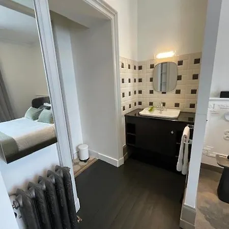 Maison Manotte D'artois Guest house *