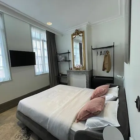 Maison Manotte D'artois *